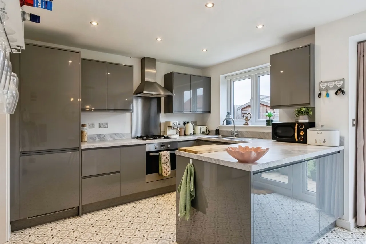 Stanley Hall Drive, Wakefield, West Yorkshire, WF1, photo 7