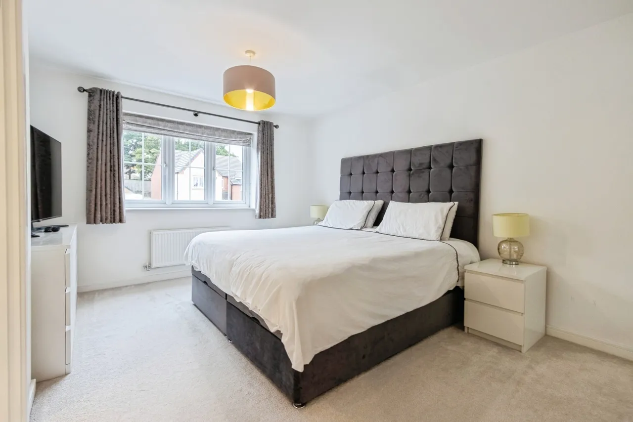 Stanley Hall Drive, Wakefield, West Yorkshire, WF1, photo 12