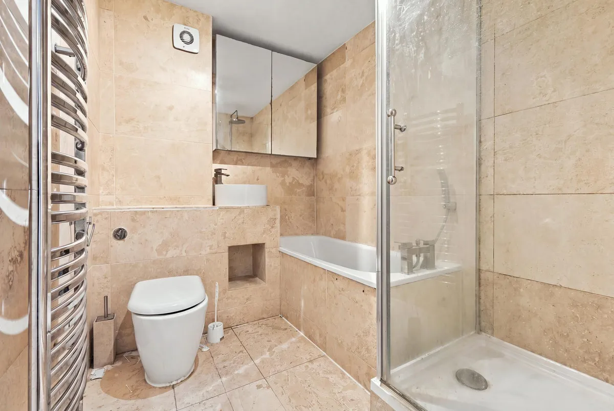 Durham Avenue, Woodford Green, IG8, photo 9