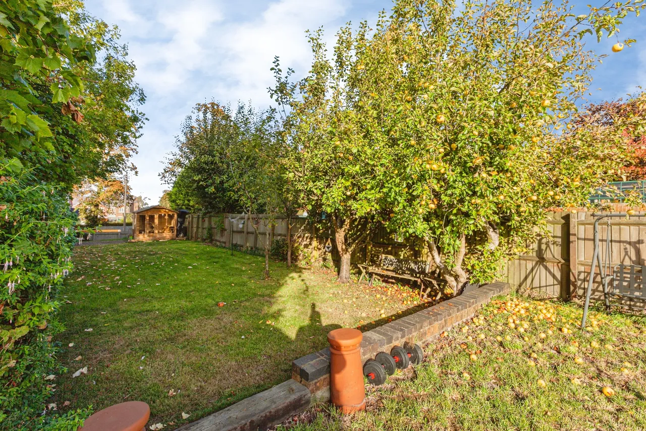 Newbold Road, Nuneaton, CV13, photo 20