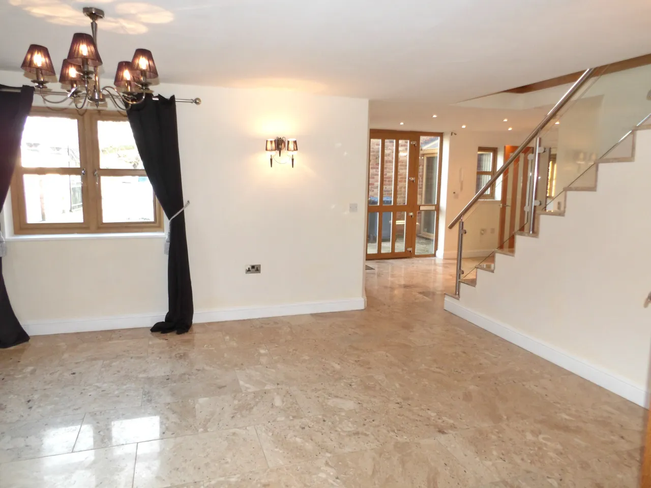 Main Street, Shelton, NG23, photo 10