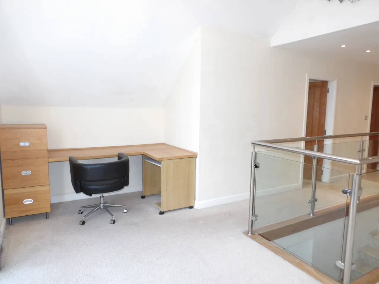 Main Street, Shelton, NG23, photo 13