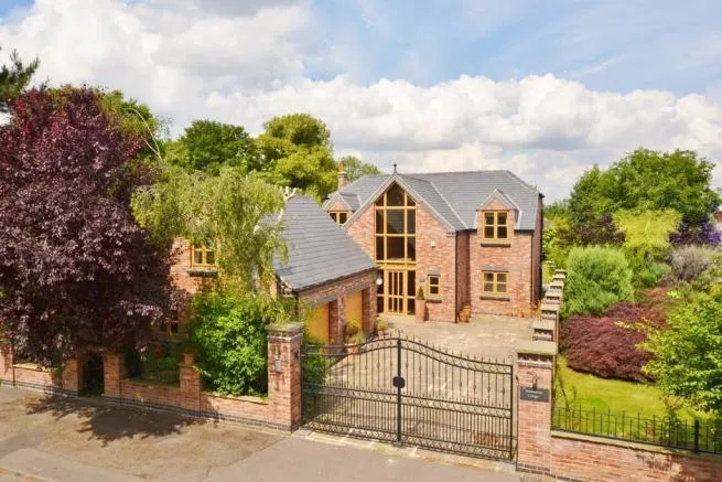 5 bed house to rent, Main Street, Shelton, NG23