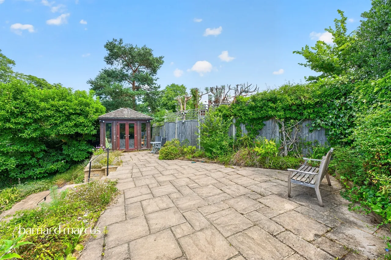 Glebe Road, Dorking, photo 2