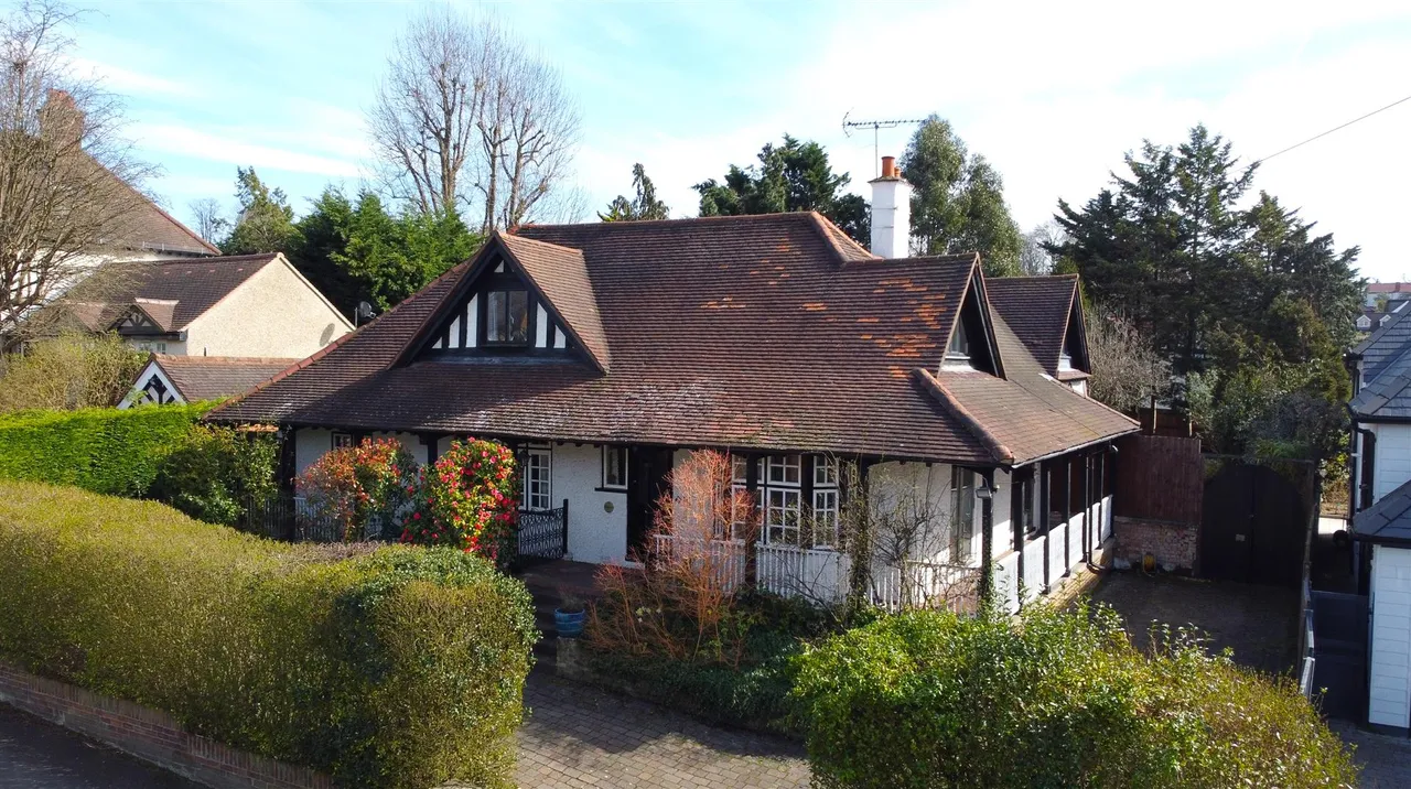 Church Hill, Loughton, photo 2