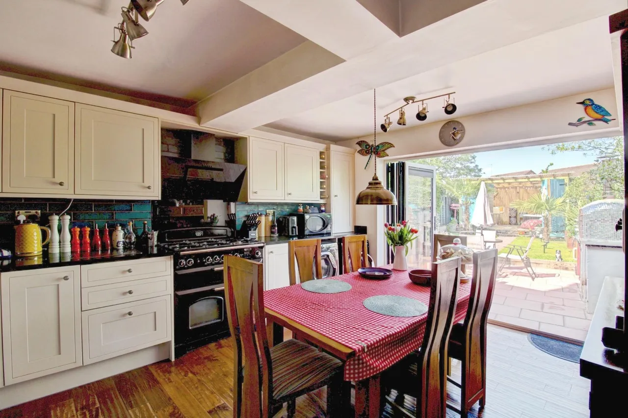 Watling Street, Tamworth, B77, photo 2