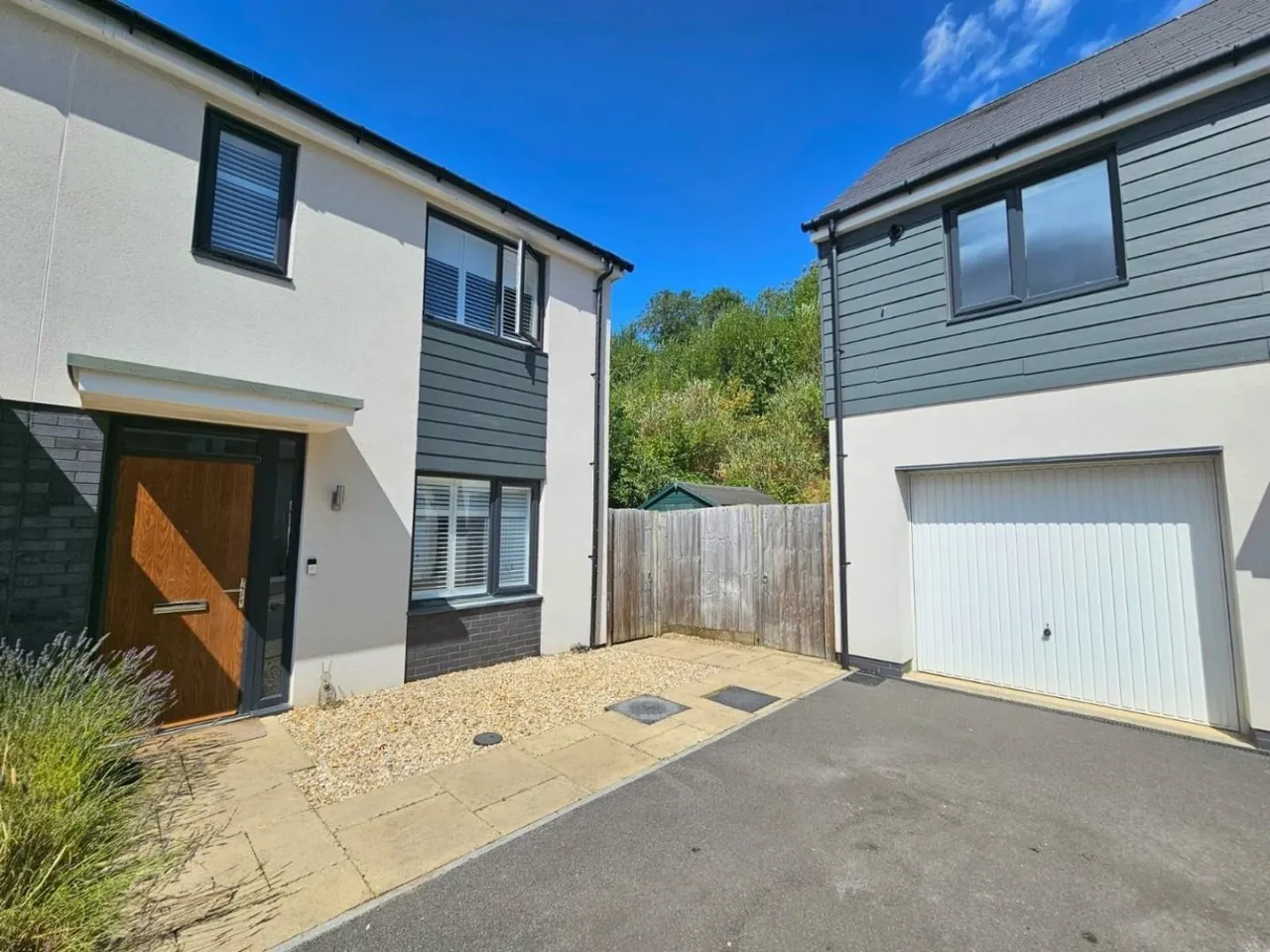 2 bed house for sale — Budding Way, Dursley