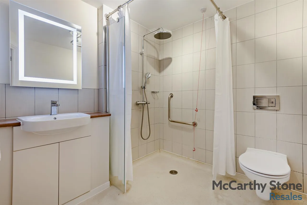 Churchfield Road, Poole, BH15, photo 8