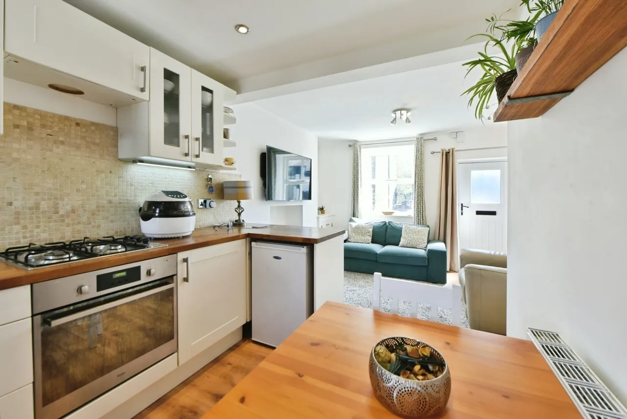 Bridge Street, Whaley Bridge, High Peak, Derbyshire, SK23, photo 5