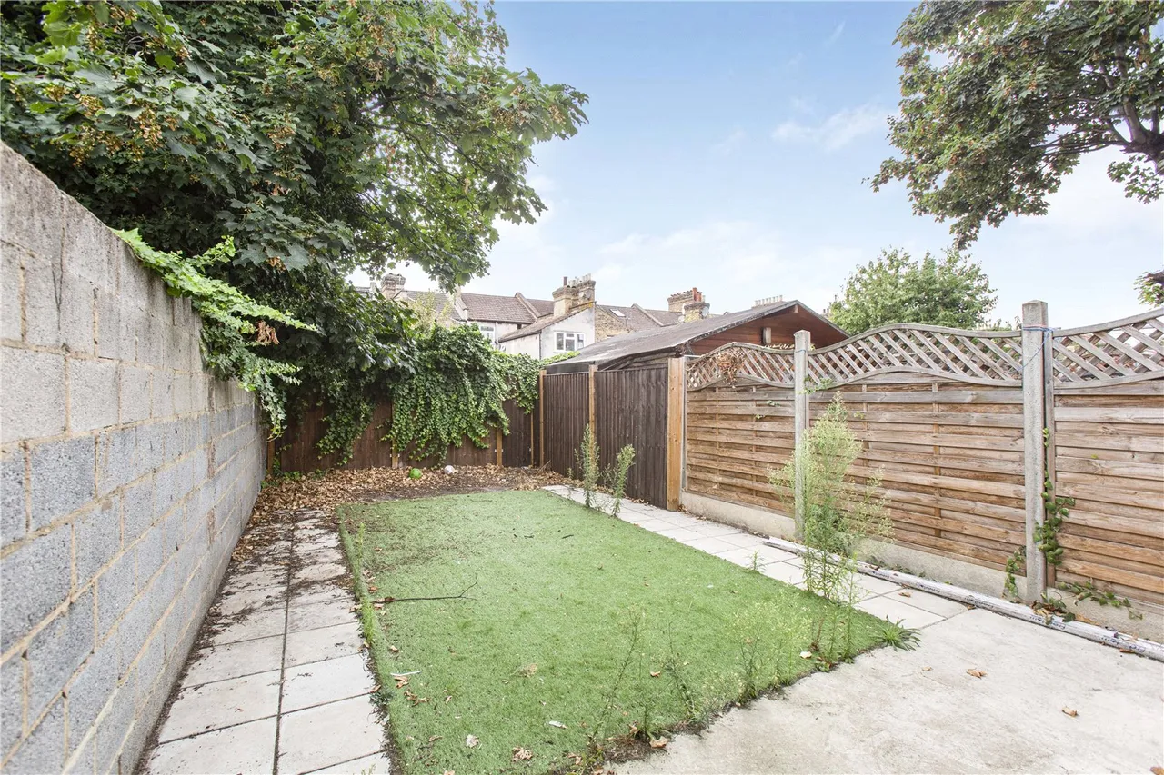 Green Street, London, E13, photo 3