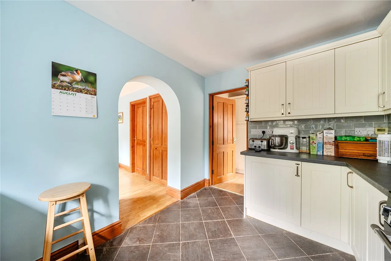 Ffordd Newydd, Bettws Cedewain, Newtown, Powys, SY16 3DR, photo 7