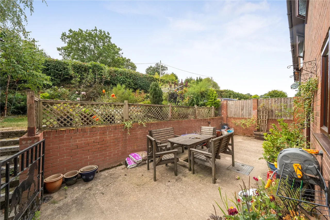 Ffordd Newydd, Bettws Cedewain, Newtown, Powys, SY16 3DR, photo 8
