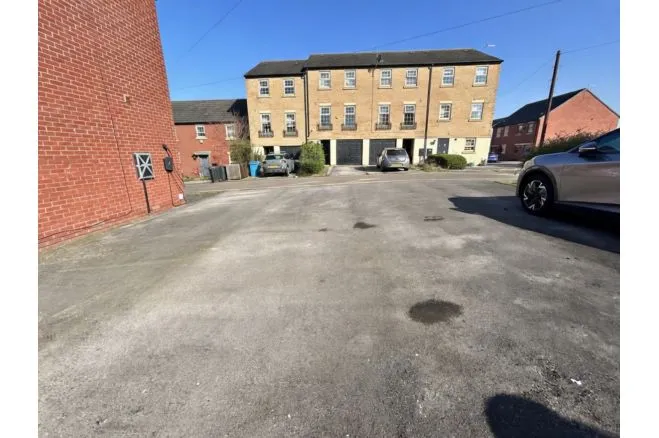 Bunkers Hill Road, Hull, HU4, photo 17