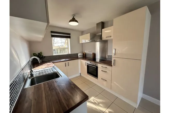 Bunkers Hill Road, Hull, HU4, photo 2