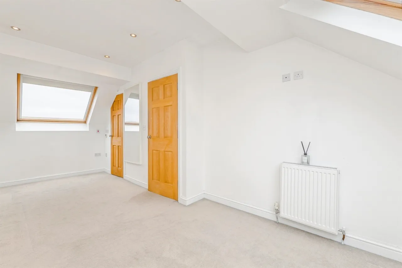 Pen-Y-Lan Road, Penylan, CF23, photo 12