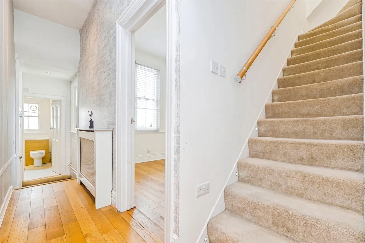 Pen-Y-Lan Road, Penylan, CF23, photo 7