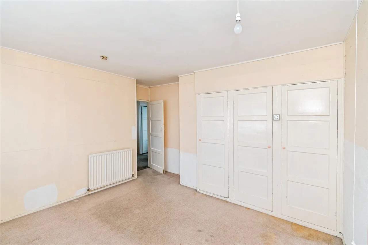 Elgar Road, Southampton, SO19, photo 13