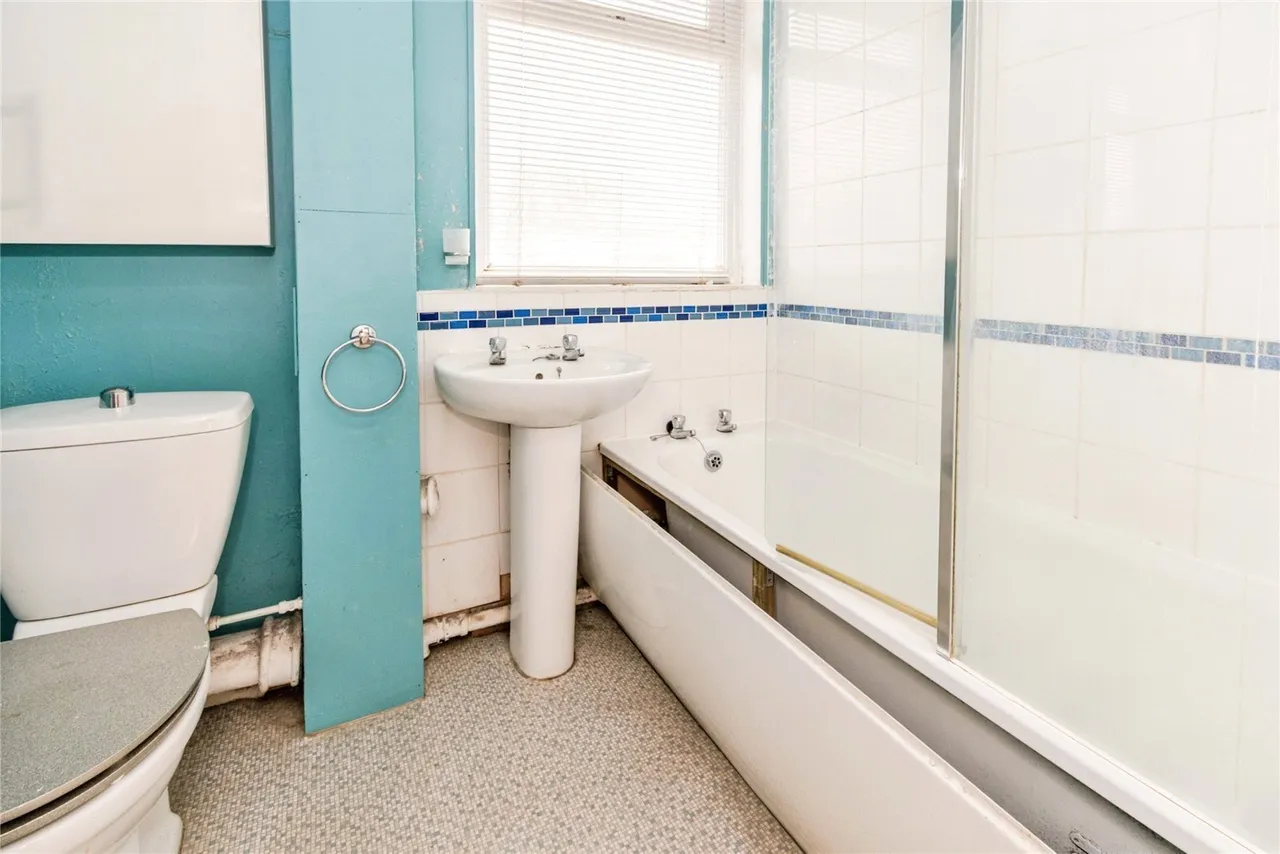 Elgar Road, Southampton, SO19, photo 9