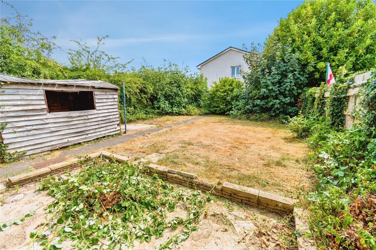 Elgar Road, Southampton, SO19, photo 14