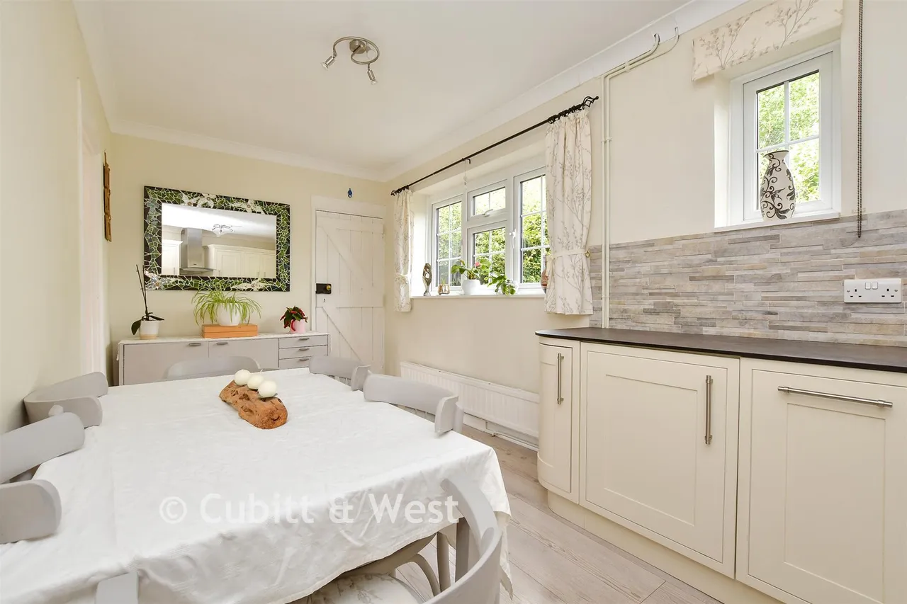 The Hoppety, Tadworth, KT20, photo 9
