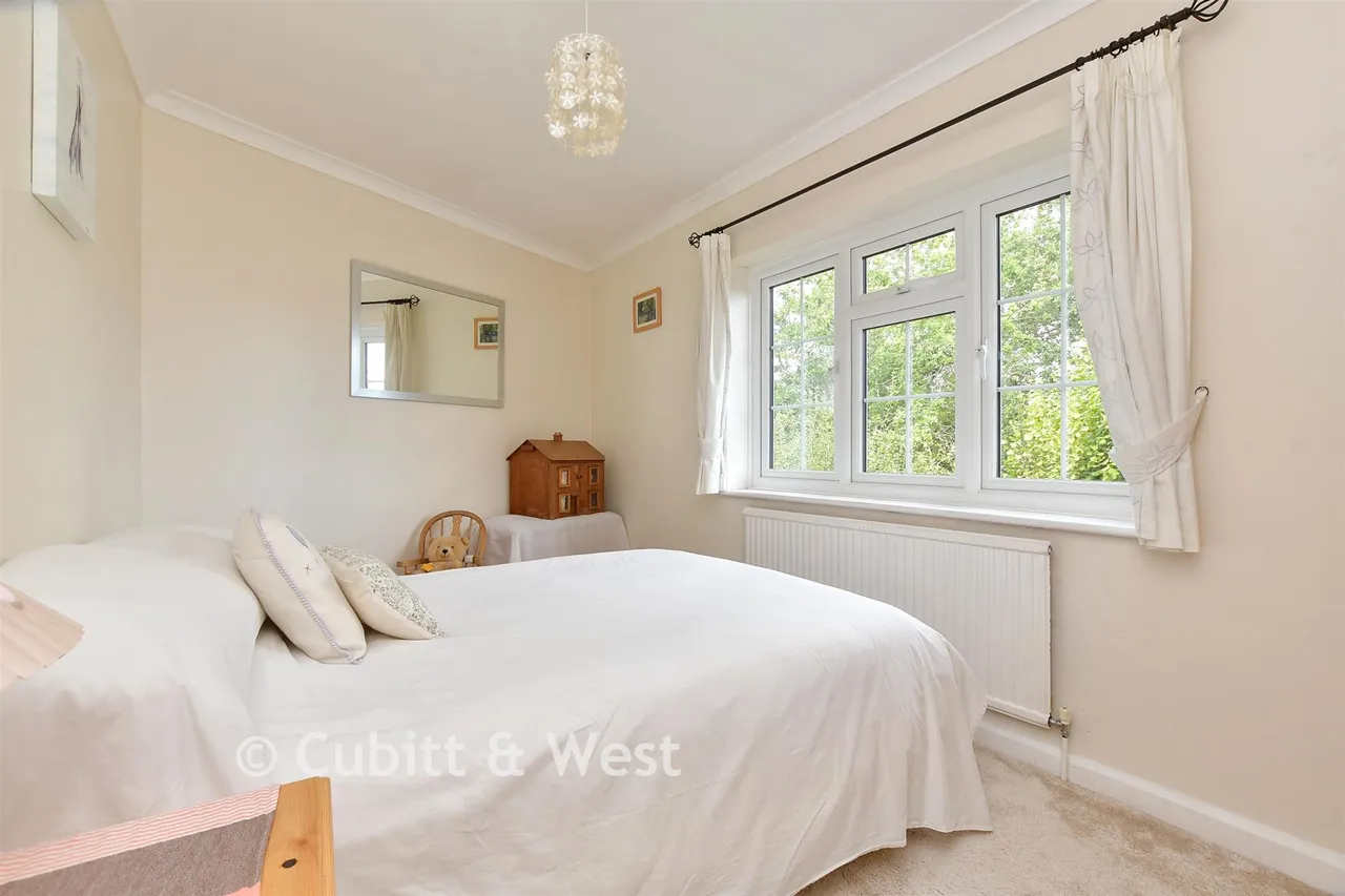 The Hoppety, Tadworth, KT20, photo 13