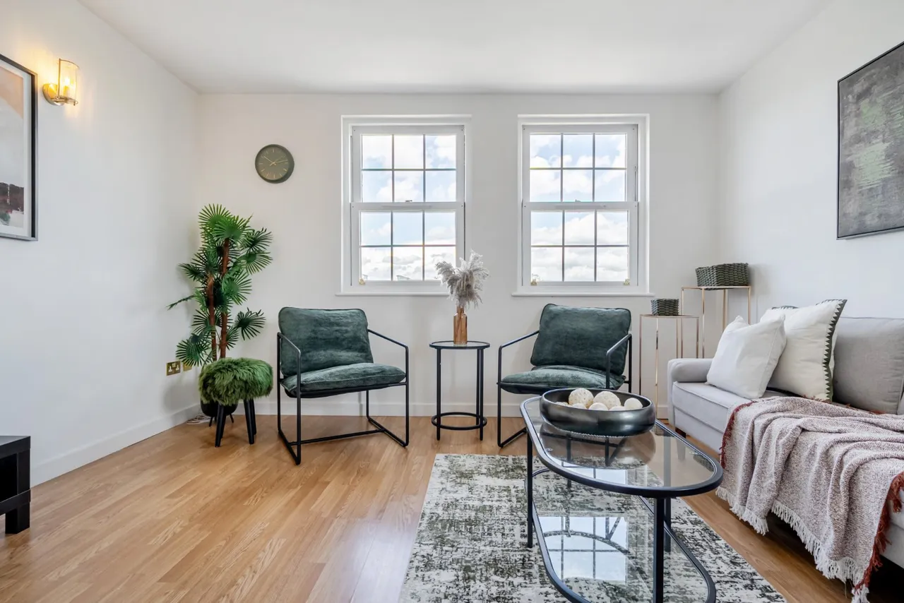 2 bed flat for sale, Frederick Square, Rotherhithe, SE16