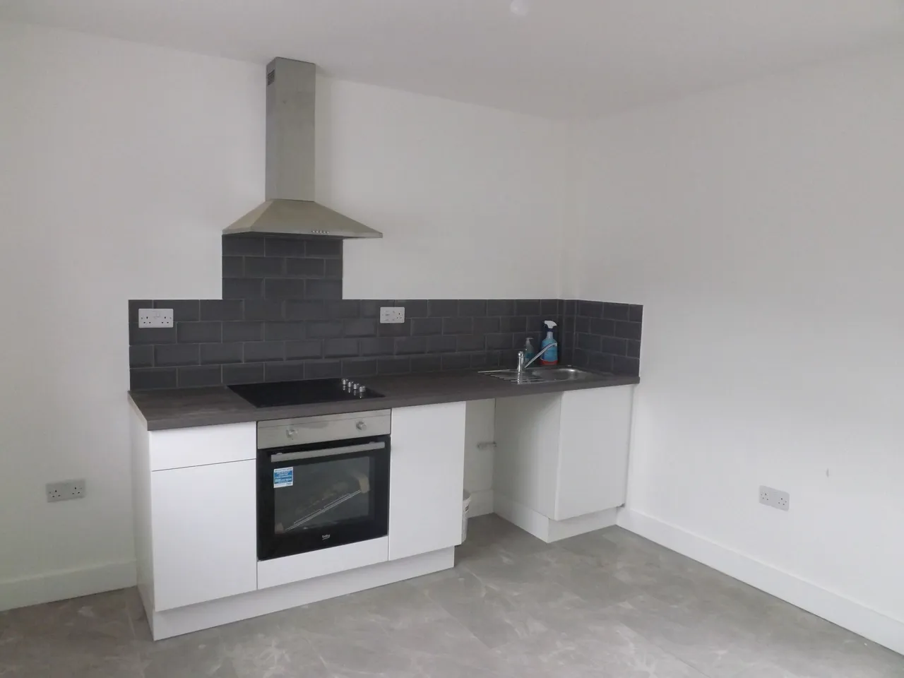 Commercial Road, MK40, photo 2