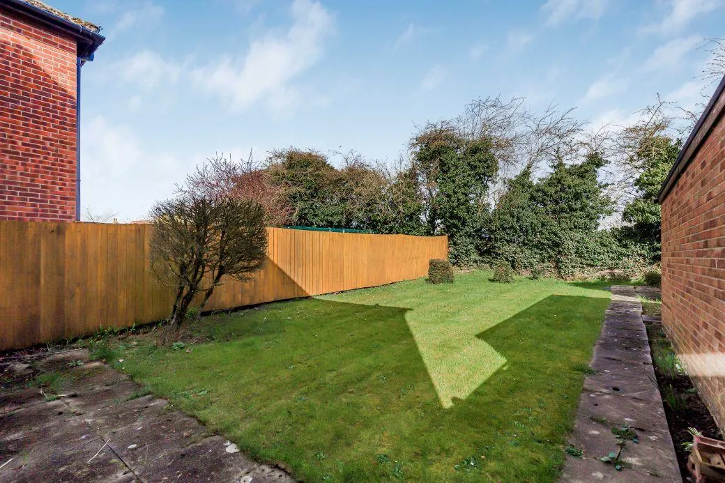 Buckingham Drive, Ely, CB6, photo 4