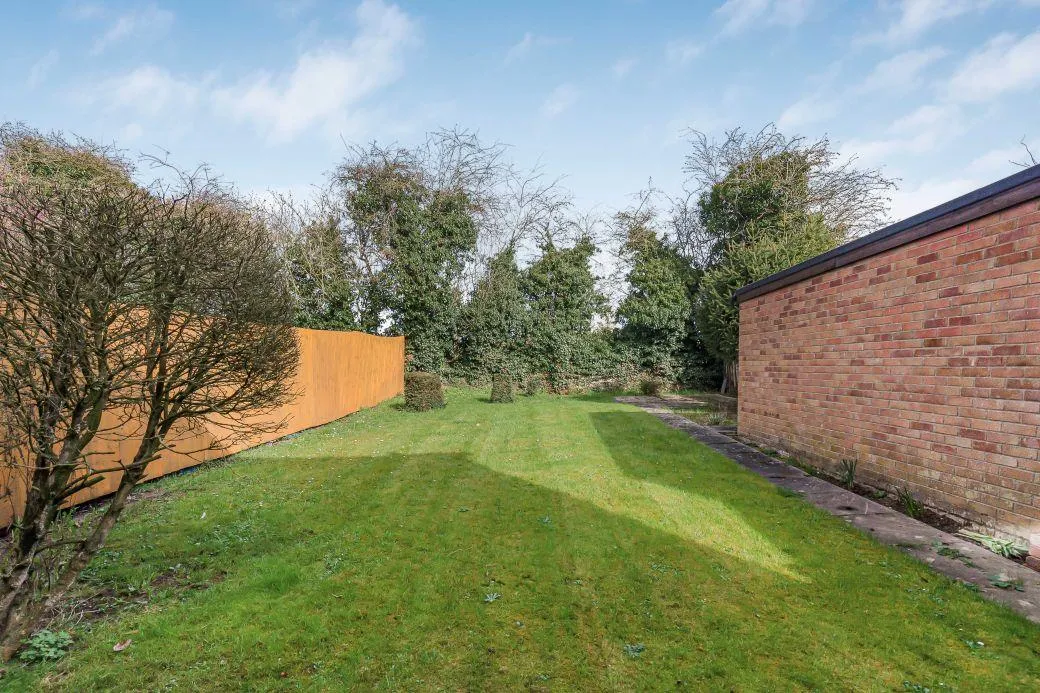 Buckingham Drive, Ely, CB6, photo 19