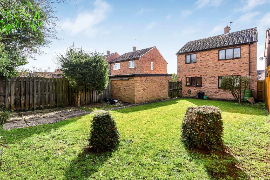 Buckingham Drive, Ely, CB6, photo 17