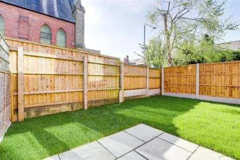 Lady Bay Court, West Bridgford, NG2, photo 11