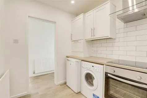 Lady Bay Court, West Bridgford, NG2, photo 8