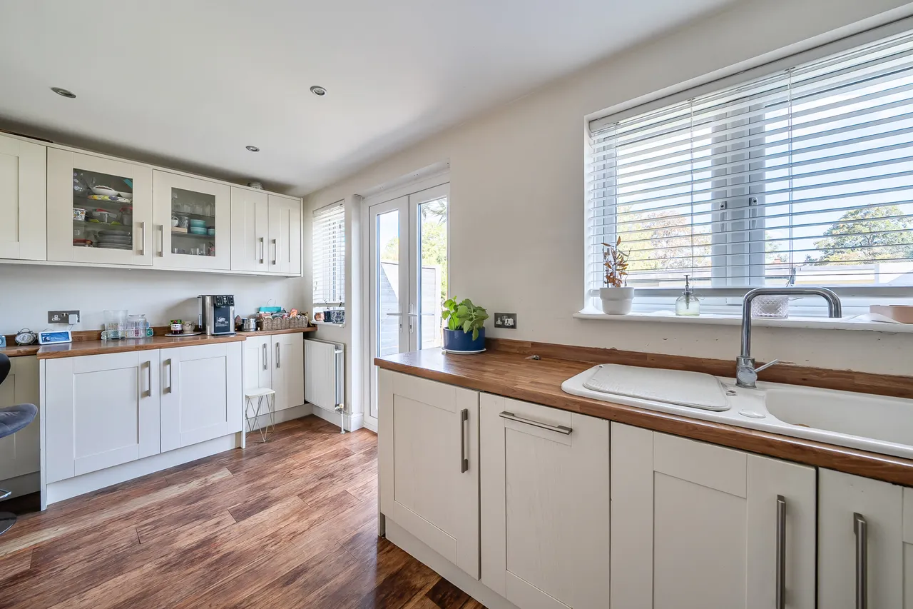 Whitby Road, Ruislip, HA4, photo 7