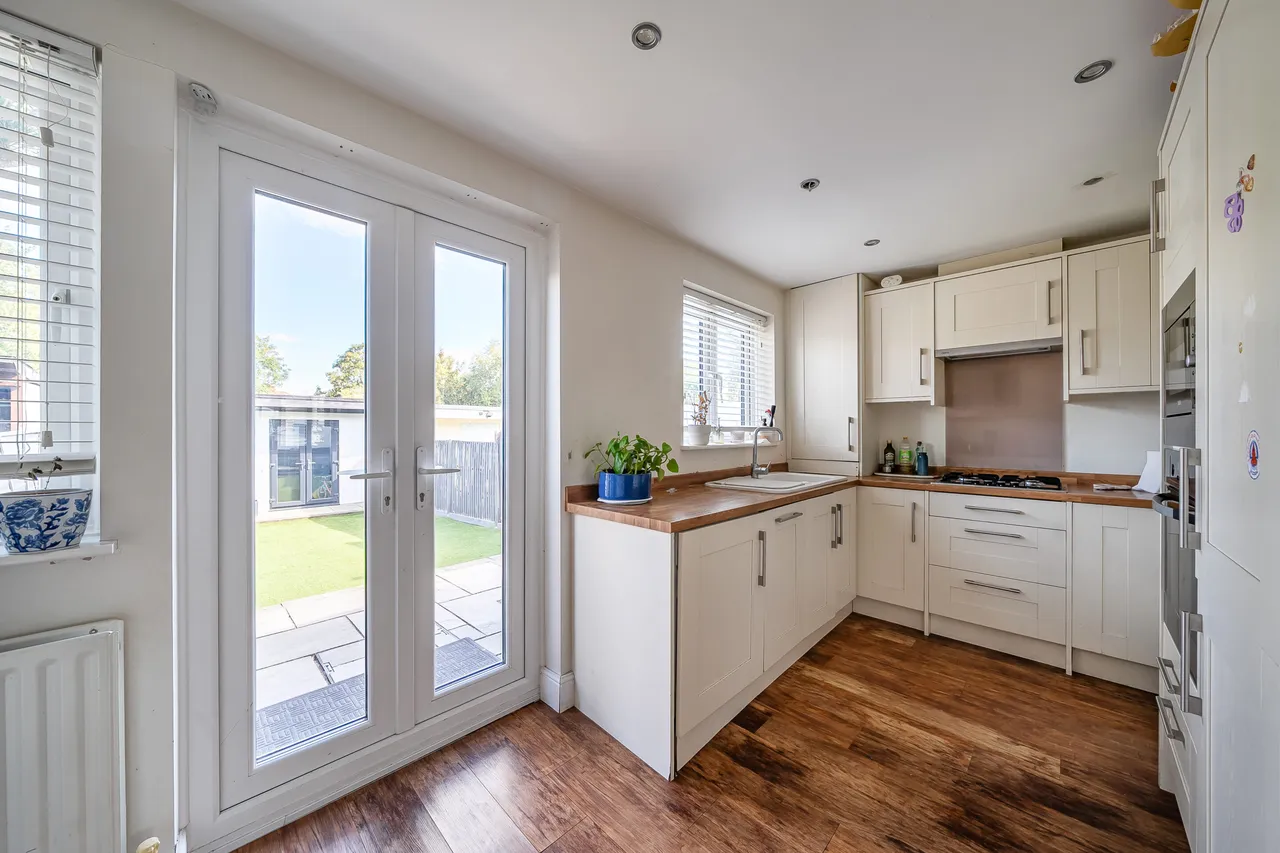Whitby Road, Ruislip, HA4, photo 6