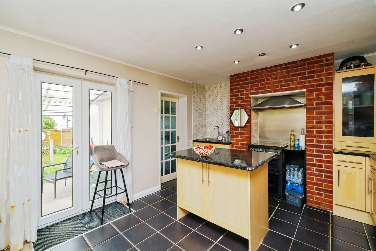 Bebington Road, Bebington, Wirral, photo 5