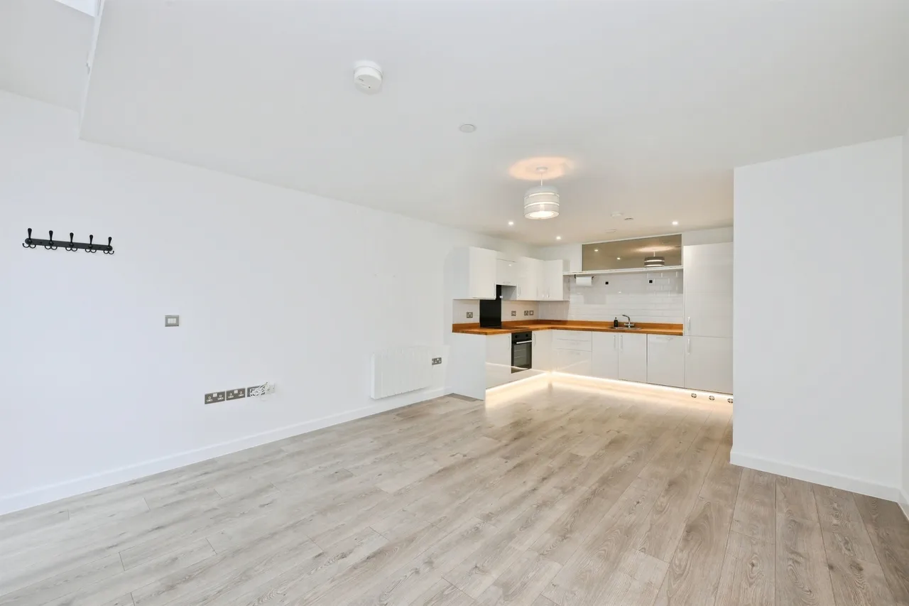 Edinburgh Gate, Harlow, photo 5