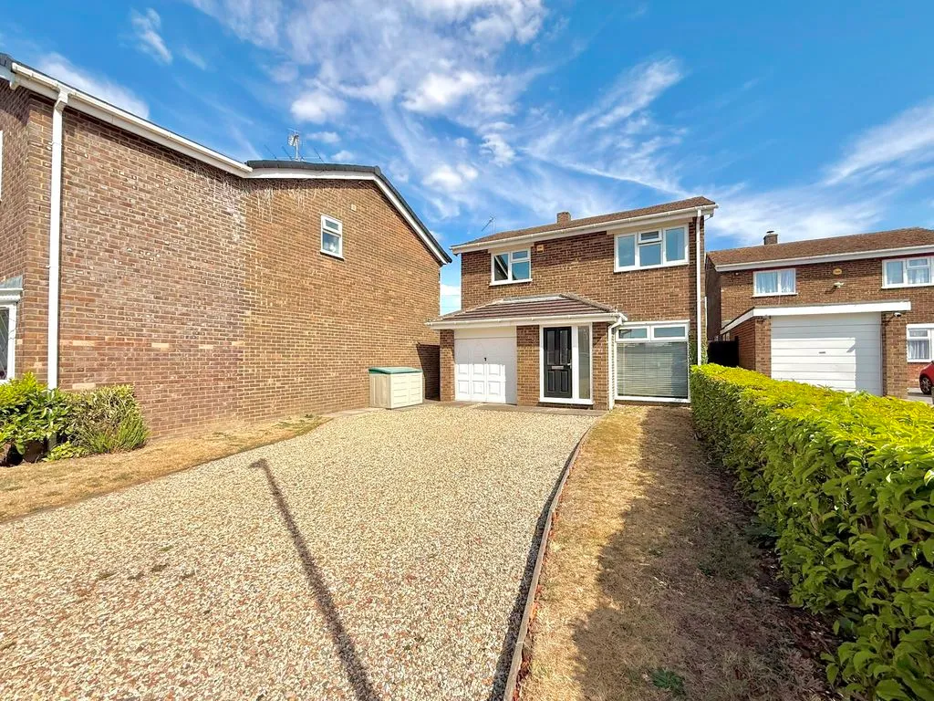 Allen Close, Dunstable LU5 4DG, photo 18