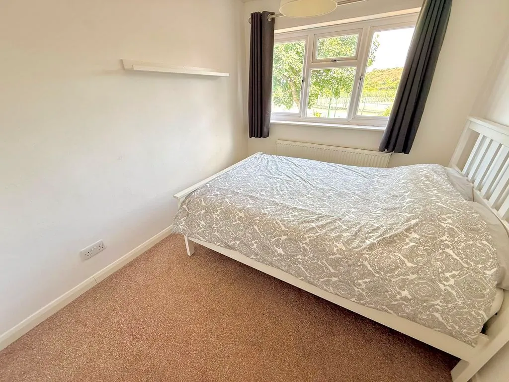 Allen Close, Dunstable LU5 4DG, photo 8