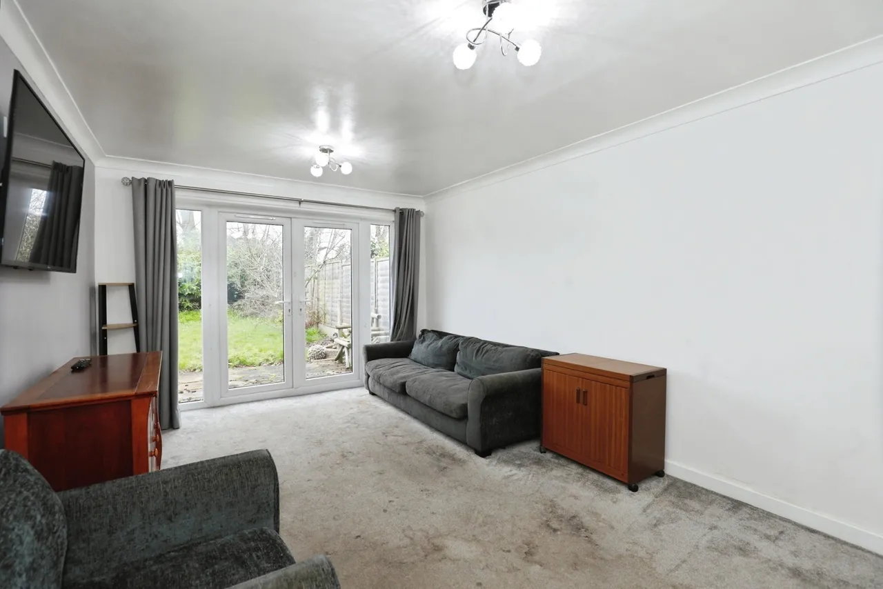 Grasmere Avenue, Crewe, Cheshire, CW2, photo 2