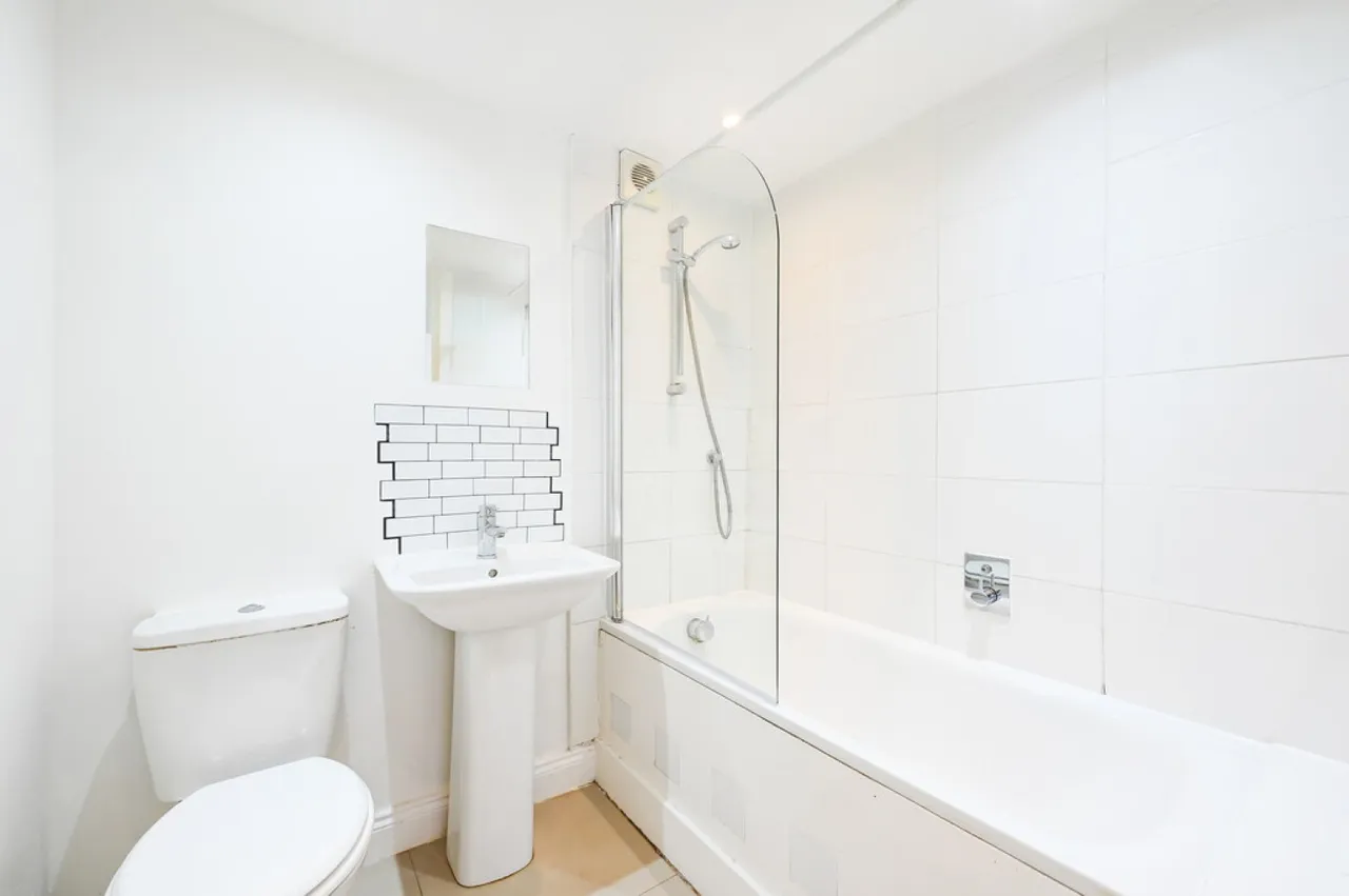 Yelverton Road, Battersea, SW11, photo 7