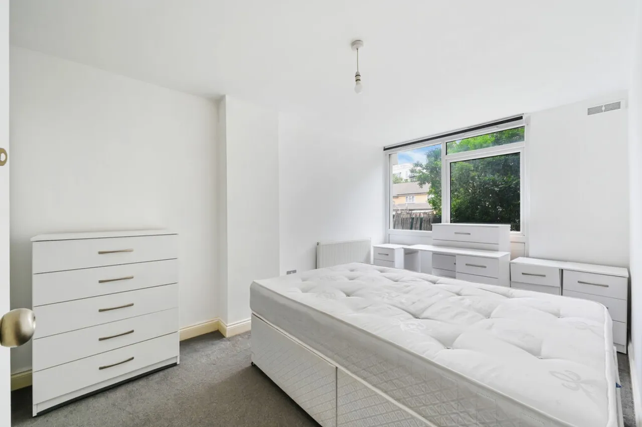 Yelverton Road, Battersea, SW11, photo 6