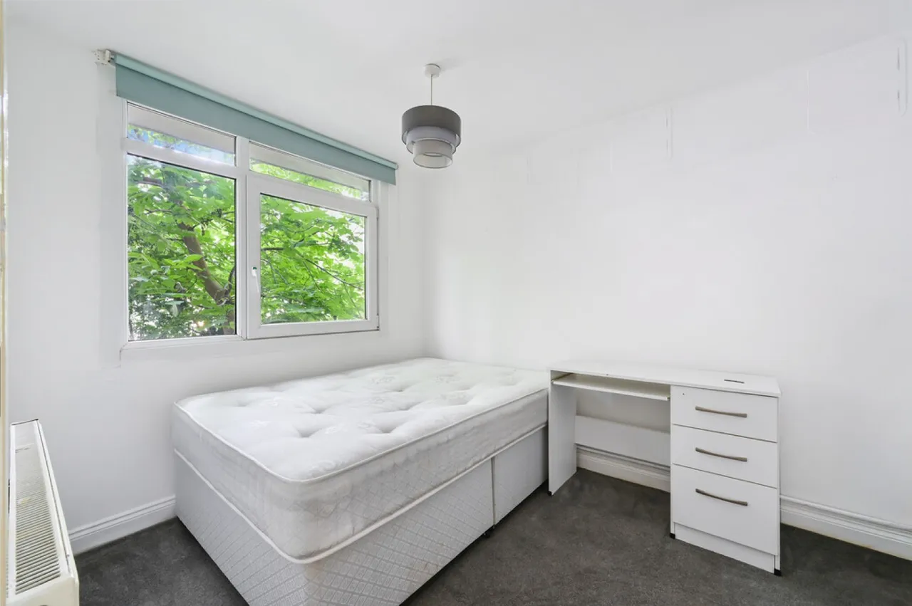 Yelverton Road, Battersea, SW11, photo 5