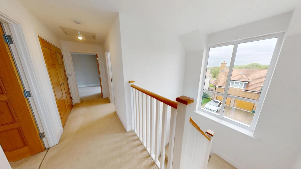 Southern View, Haywards Heath, RH16, photo 17