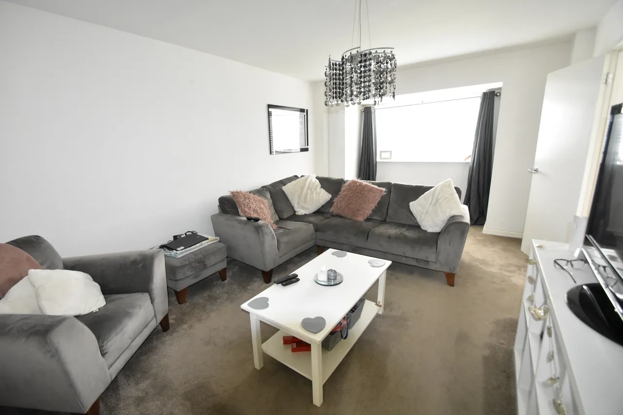 Crisspyn Close, Waterlooville, PO8, photo 3