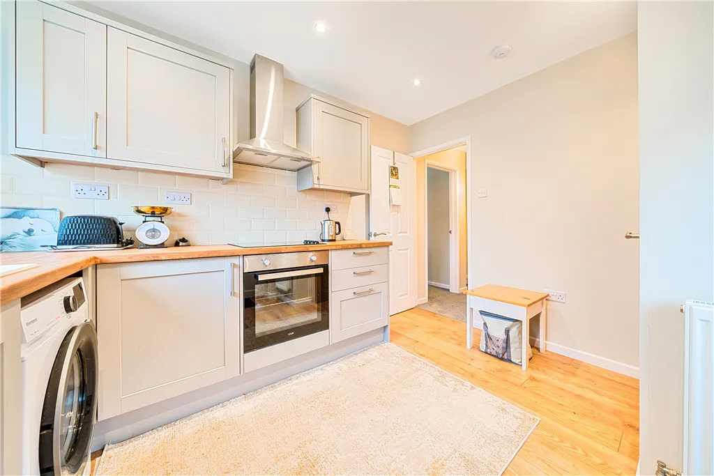 Barrett Road, Holt, photo 6