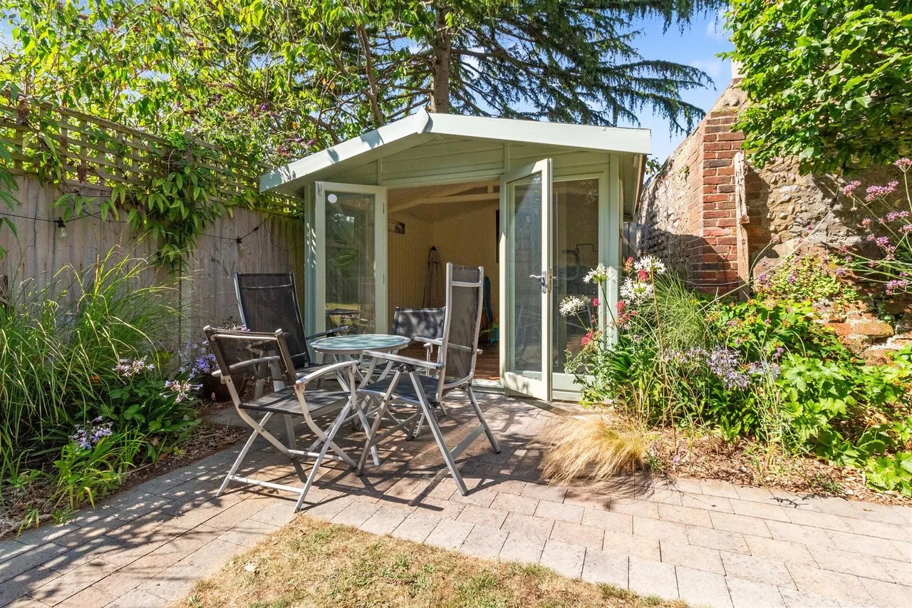 Fernhurst Drive, Goring-By-Sea, Worthing, photo 35