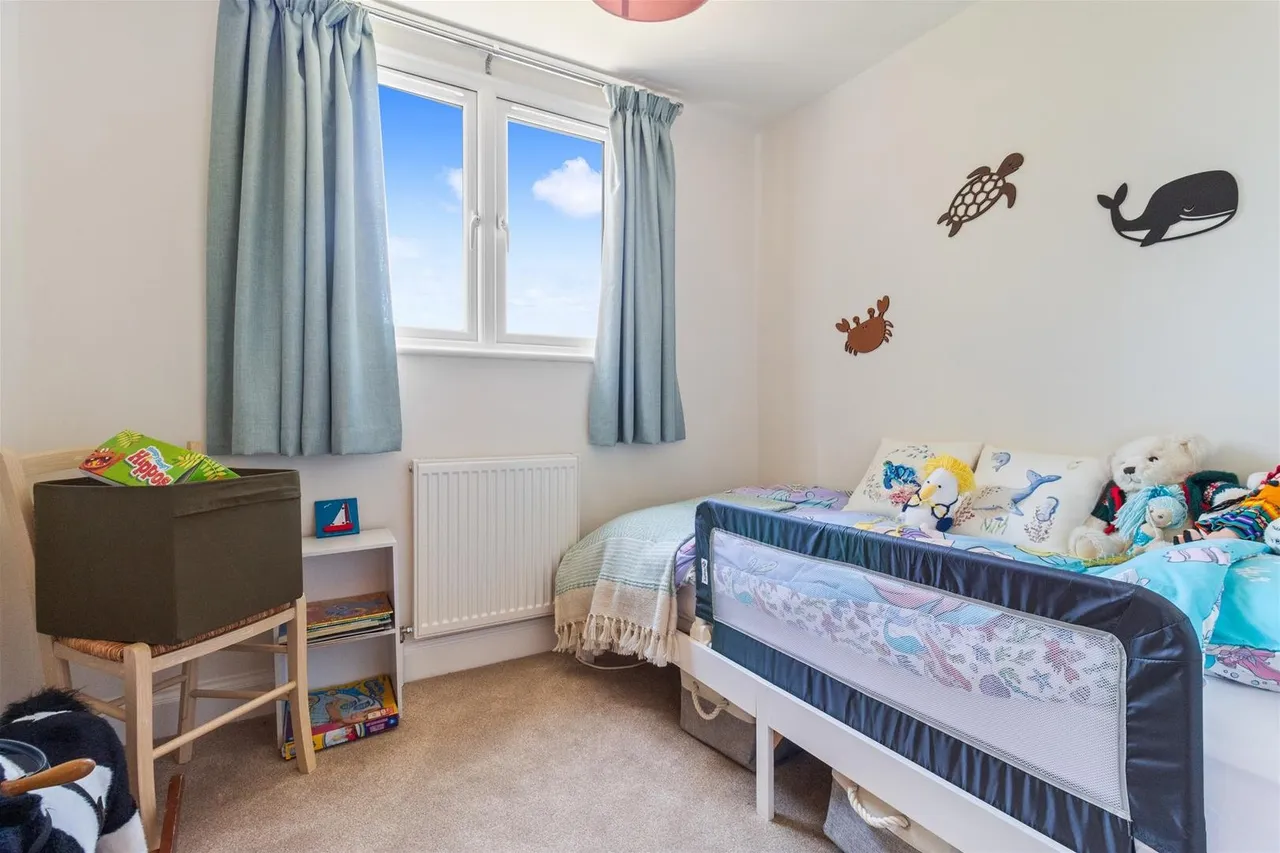 Fernhurst Drive, Goring-By-Sea, Worthing, photo 19