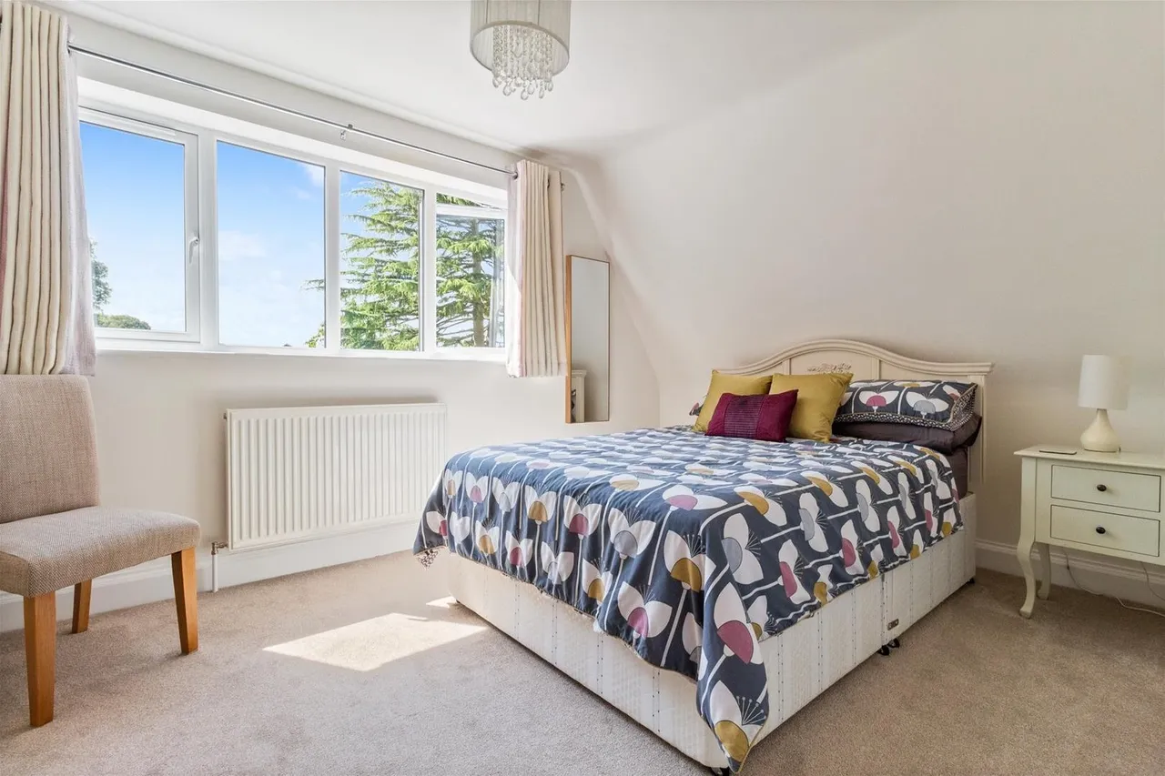 Fernhurst Drive, Goring-By-Sea, Worthing, photo 18