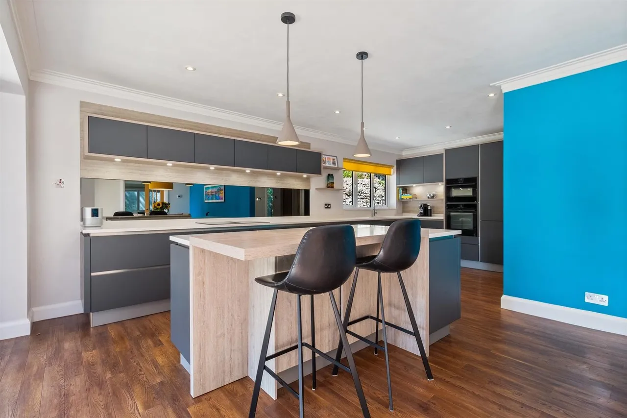 Fernhurst Drive, Goring-By-Sea, Worthing, photo 6