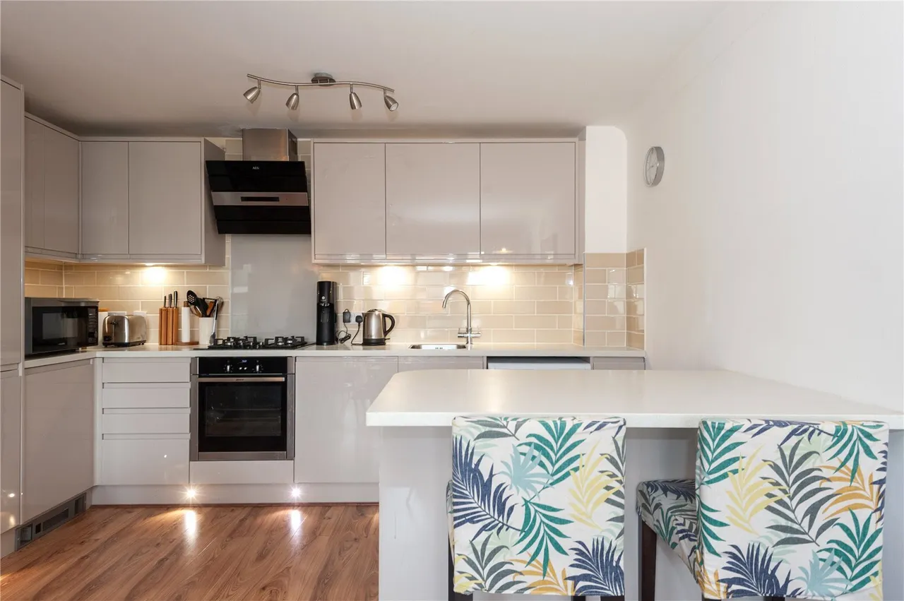 Second Cross Road, Twickenham, TW2, photo 9